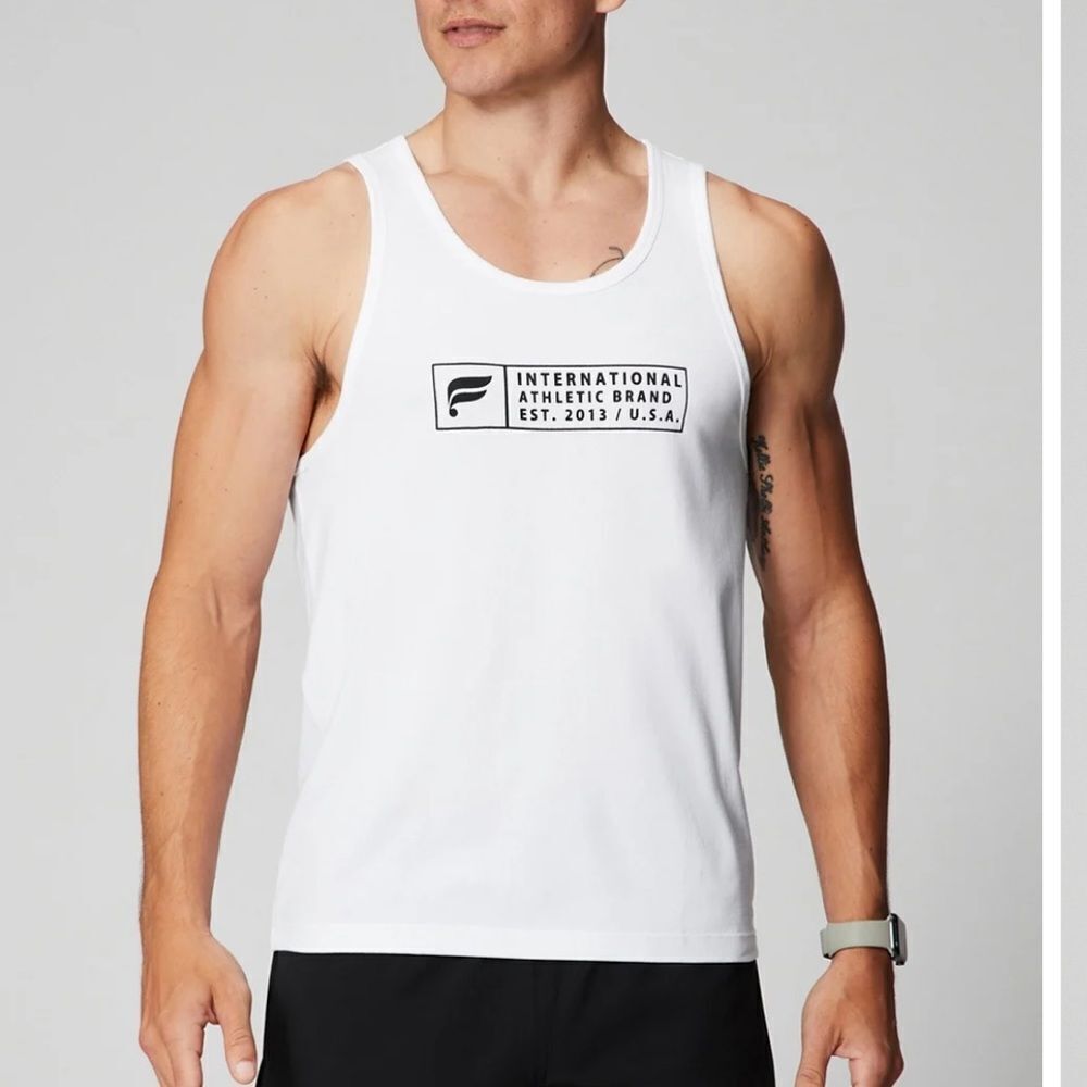 Fabletics The 24-7 Tank Classic White Jock Tag XXL NWT in packaging